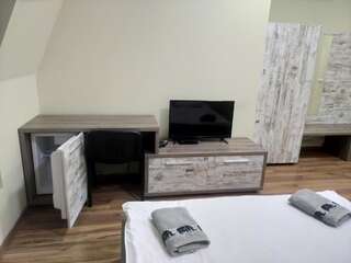 Отель Budget hotel Ekotel Львов Двухместный номер с 1 кроватью-10